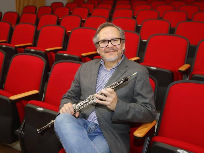 Ricardo Castañeda en el auditorio Tutto Diffent de la Victoriano López, lugar donde se desarrollará el concierto.