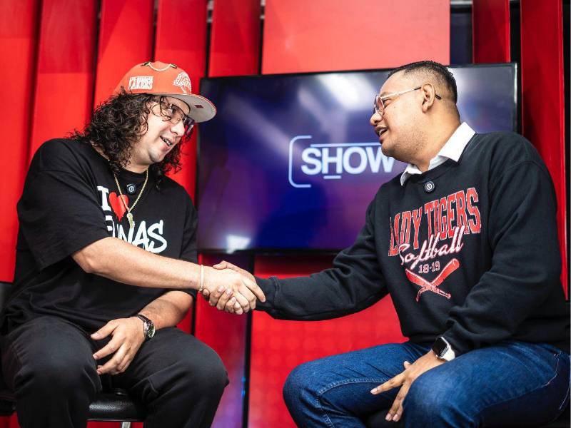 Gazú en su entrevista para diario LA PRENSA. Foto: Mauricio Ayala.