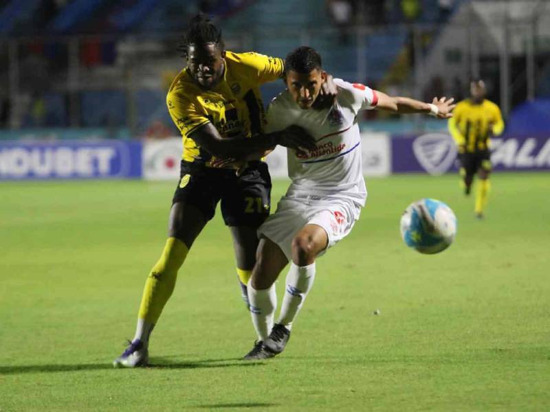 Olimpia y Real España cierran con las acciones de la jornada 6 de las triangulares del Apertura 2025.