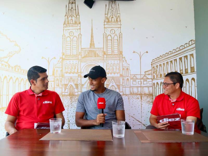 El jugador hondureño se confesó y brindó una larga enrevista a grupo OPSA. Foto Marvin Salgado.