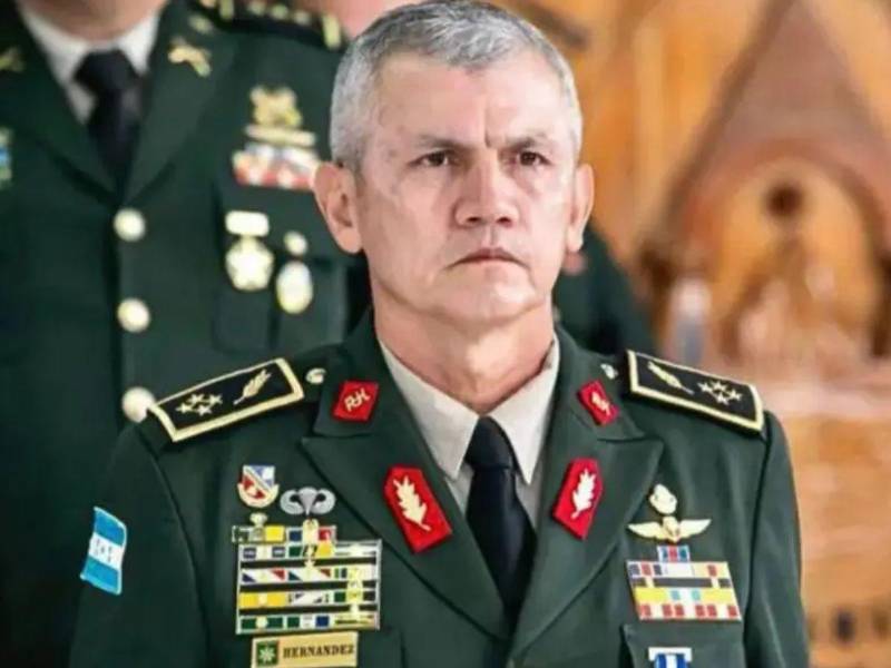 El exjefe de las Fuerzas Armadas, Roosevelt Hernández.