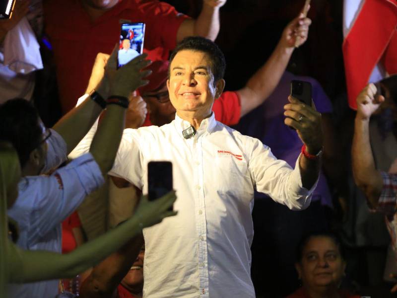 La convención es liderada por Salvador Nasralla, quien fue proclamado como candidato oficial del Partido Liberal.