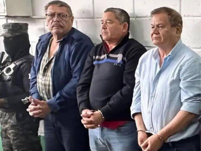 El general Carlos Roberto Puerto Fúnez es acusado de homicidio en perjuicio de Isy Obed Murillo.