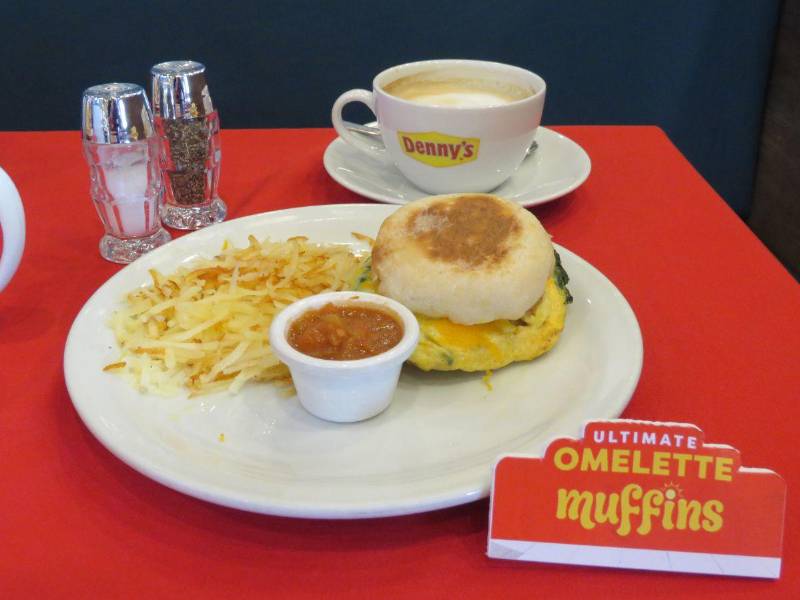 Denny’s presentó sus nuevos Ultimate Muffins, con diferentes y deliciosas opciones