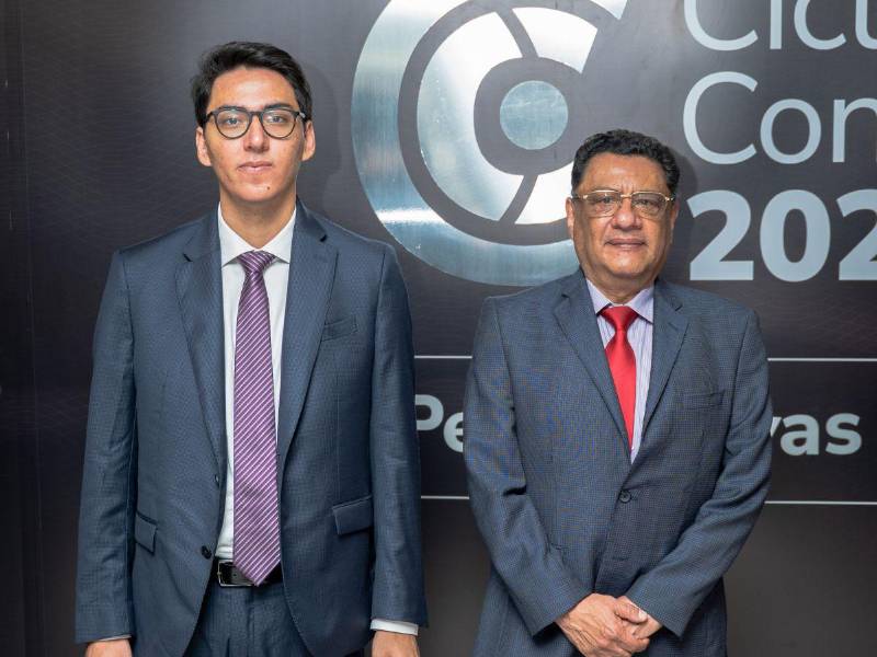 Ejecutivos, analistas y expertos participaron en las conferencias magistrales enfocadas en el desarrollo económico del país.