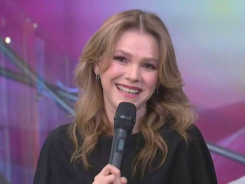 En las últimas horas el nombre de la actriz y cantante, Kika Edgar, ha aparecido en las principales tendencias de búsqueda en redes sociales después de que se viralizara un video en el que se anunciaba su desaparición tras sufrir una situación complicada.