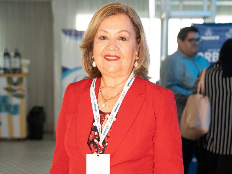 La doctora Margarita Nuila, representante de la Federación Centroamericana y del Caribe de Obesidad y Metabolismo.
