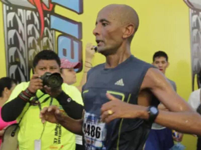 Alene Reta, etíope que tocó la gloria, ganó por primera vez en 2013; fue la única vez que logró quedar en primer lugar y su tiempo lo colocó en la séptima posición.