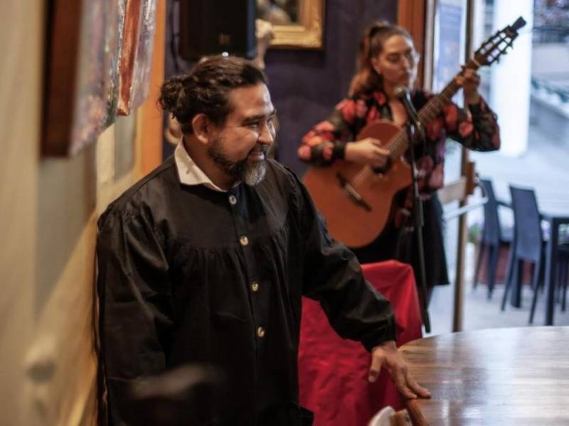 Vallardo Chávez es originario del sur de Honduras. Su talento artístico lo ha llevado a recorrer muchos países.