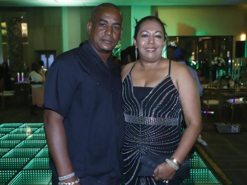 Adolfo López y Mariela Hernández