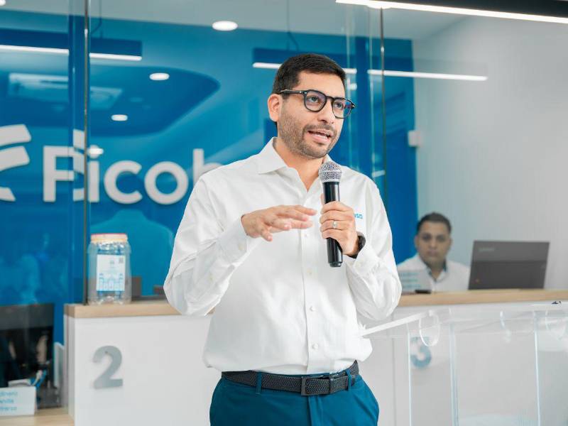 Fernando Fortín, vicepresidente de Canales de Ficohsa.