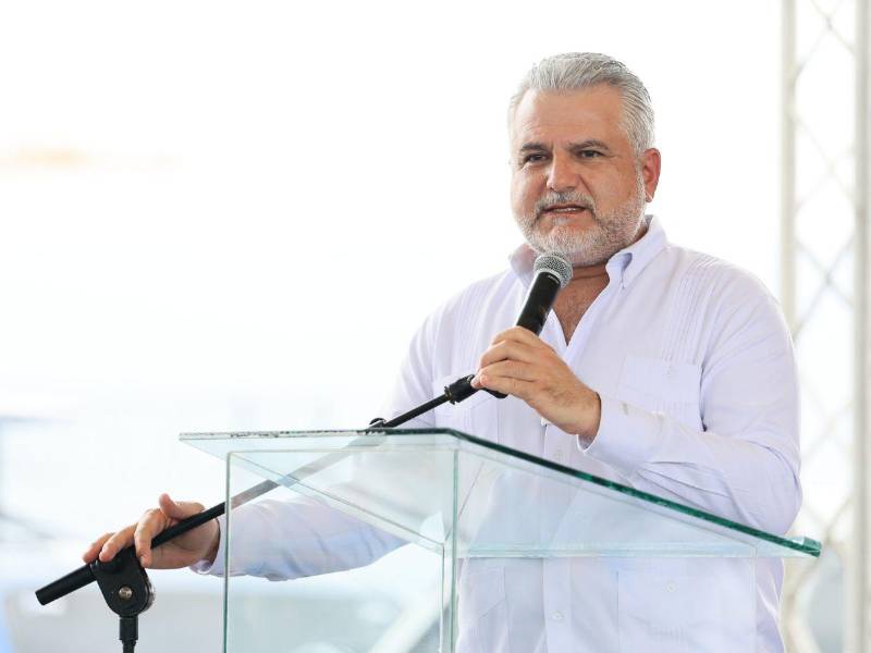 Yaudet Burbara, ministro gerente general de la Empresa Nacional Portuaria.