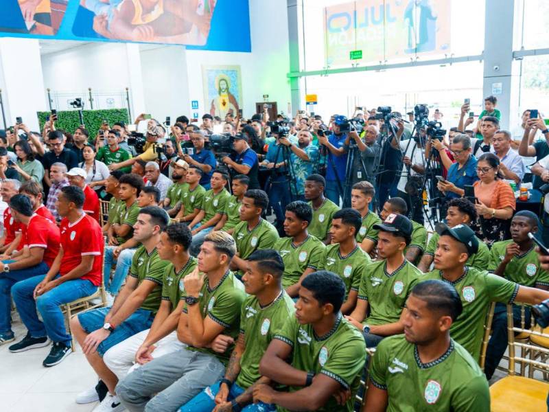 Diunsa y Joma presentan las camisetas de la temporada 25-26 del Marathón