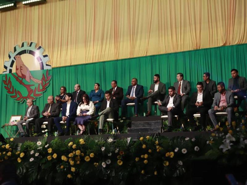 Miembros de la Corporación municipal en la toma de posesión.