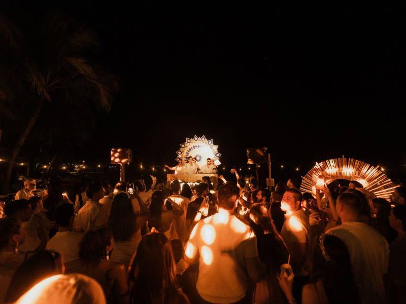 Roatán celebró con éxito el Corona Sunsets: una fiesta de ritmo en el paraíso