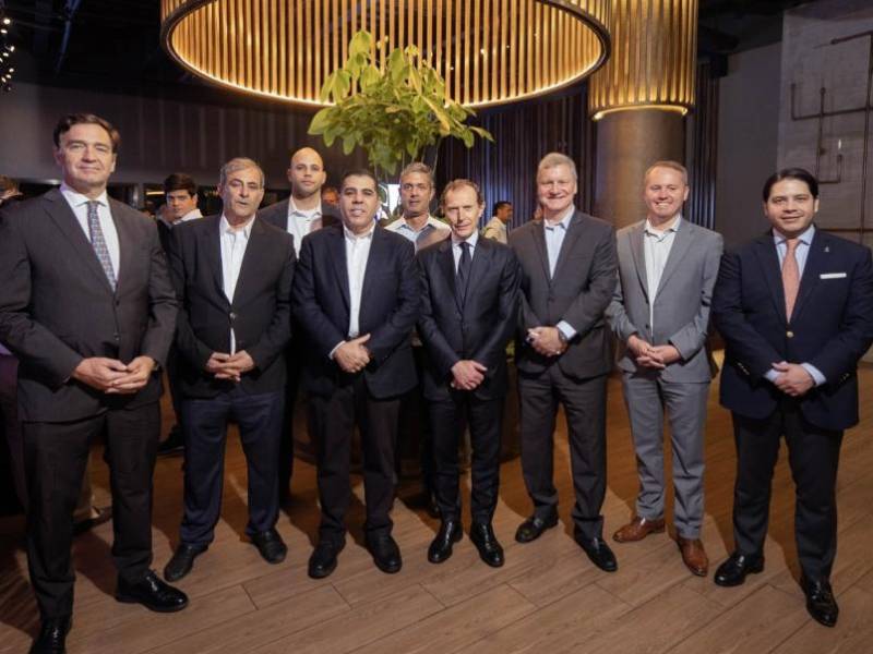 Fundación Diunsa celebró un cóctel en honor a la visita de Emilio Butragueño