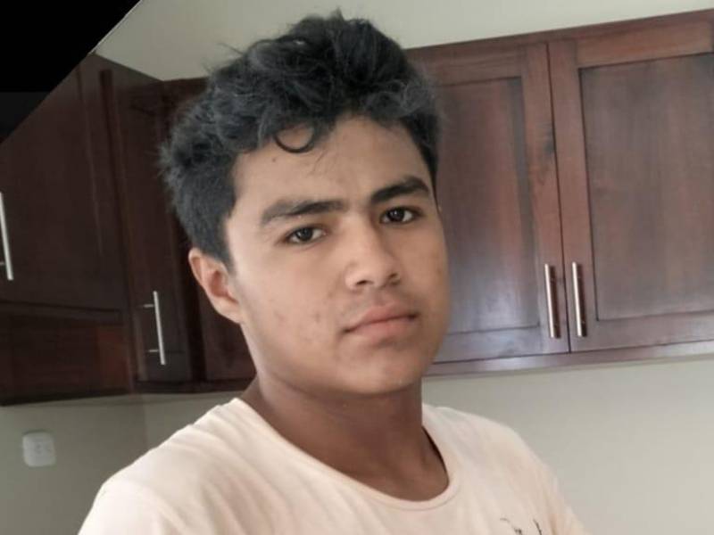 Luis Cardona también cursaba octavo grado en el Intae.