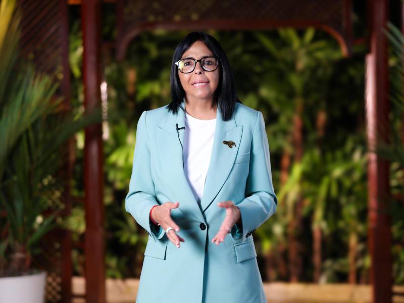 Fotografía de archivo de la presidenta encargada, Delcy Rodríguez.