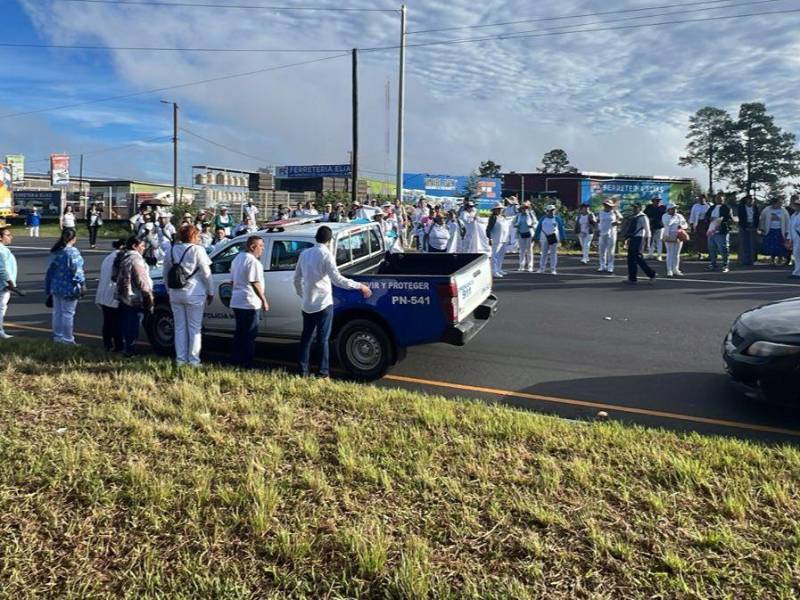 Tomas de carretera cerca de Tegucigalpa, en la CA-5.
