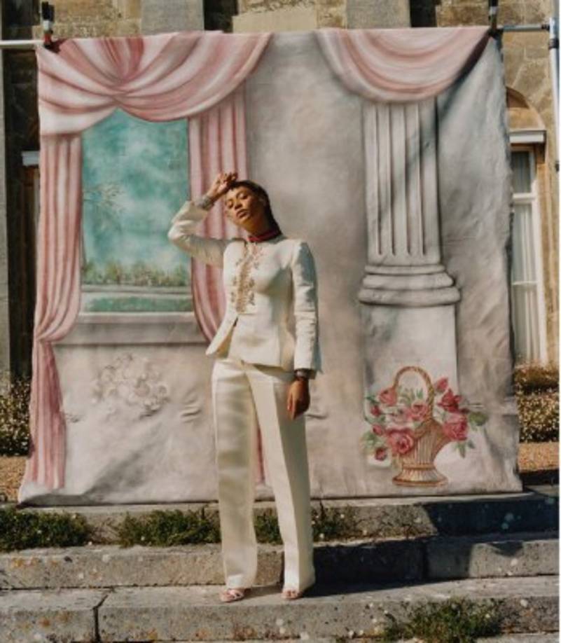 Además de la portada, la editora en jefe Anna Wintour le dio a Beyonce el control total de la edición más grande e influyente del año para la revista.