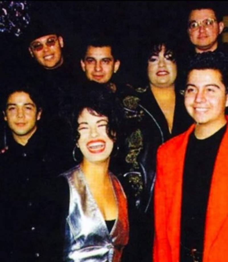 “Estaba sumida en una depresión que me costaba aceptar que ella no estaba, así que comía y comía mucho”, así lo revelo la hermana de la reina de la cumbia.<br/><br/>Según Suzette intentaba llenar el vacío que sentía por la ausencia de su hermana y amiga. <br/>