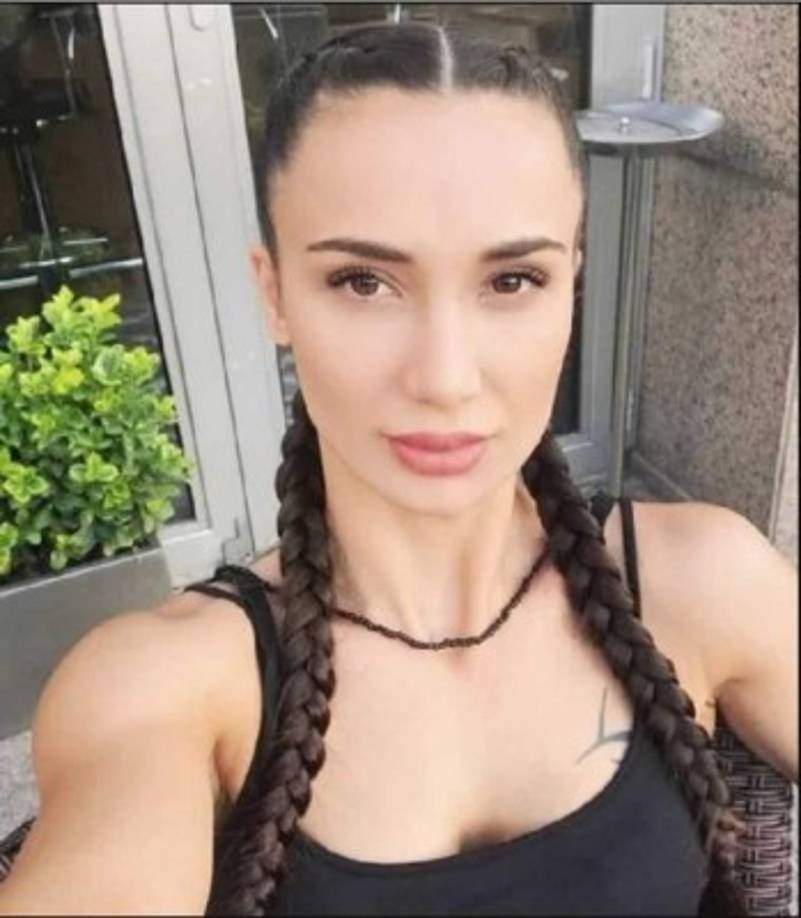 Según el informe, Yagmur Asik le ofreció más de un millón de euros a un sicario para llevar a cabo el homicidio del exjugador turco.