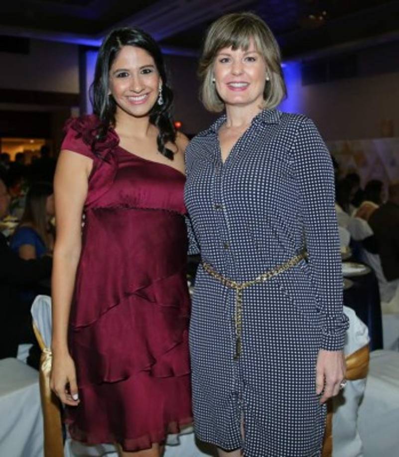 Paola Padilla y Adda Molina.