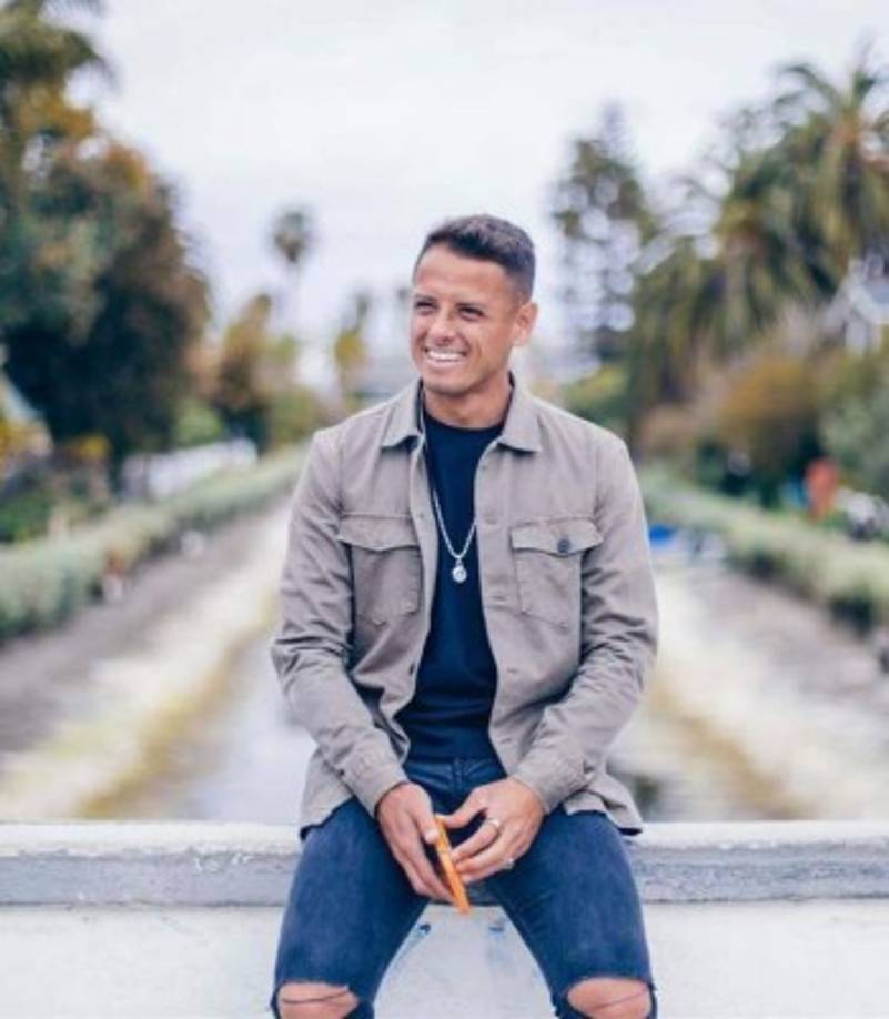 El mexicano Javier Hernández ha comenzado a lo grande su campaña en la MLS y muchos medios señalan que se debe a que encontró una vez más el amor...