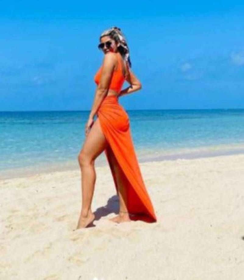 angieaangieam_ es la cuenta de Instagram de la chica que ha sido conquistada por el delantero Douglas Martínez.