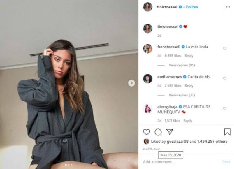 Poco después de que su ex anunciara su ruptura, Tini Stoessel compartió en su perfil de Instagram tres selfies en los que aparece posando para la cámara con un semblante muy serio y que ha acompañado del emoticono de un corazón atravesado por una flecha. <a href='https://www.laprensa.hn/fotogalerias/farandula/1273837-411/sebasti%C3%A1n-yatra-en-presunto-romance-con-actriz-de-violetta-tini-stoessel?page=1' style='color:red;text-decoration:underline' target='_blank'>MIRA: Conoce quién es Tini Stoessel</a><br/>