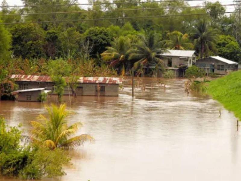 El ministro de la SIT explicó que el proyecto contempla la adquisición de equipamiento especializado para medir condiciones hidrológicas en las cuencas de los ríos Ulúa y Chamelecón.