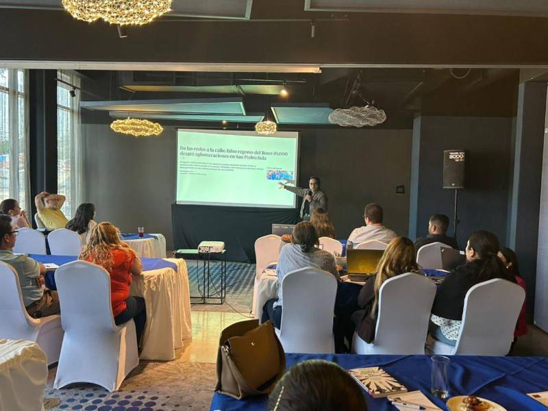 Periodistas y expertos internacionales intercambiaron experiencias sobre desinformación y operaciones de influencia durante la conferencia organizada por la UE en San Pedro Sula.