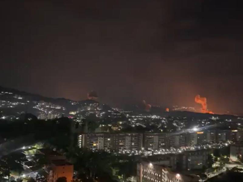Los bombardeos de las fuerzas estadounidenses durante la madrugada de este sábado en Caracas, Venezuela.