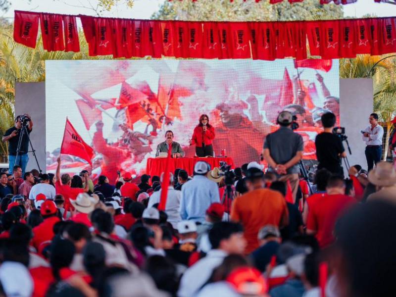 De acuerdo con los impulsores, el nuevo movimiento no busca desconocer el liderazgo del coordinador general de Libre, el expresidente Manuel Zelaya Rosales.