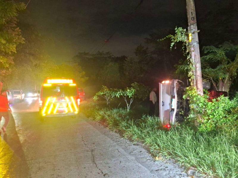 Escena del accidente, donde murió el joven Jonathan Andrés Quintanilla Serrano, de 16 años de edad.