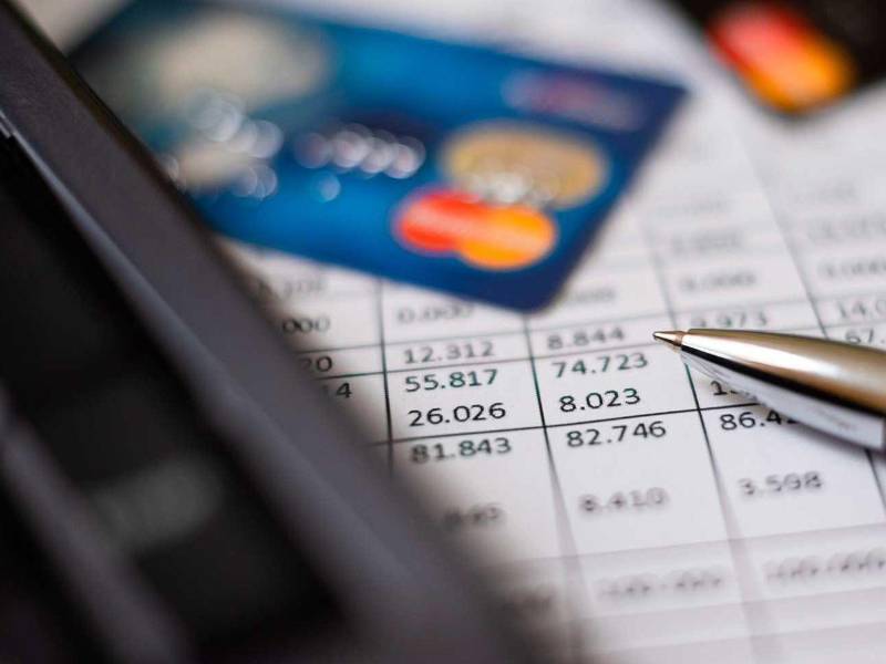 El banco recomienda cumplir con las fechas de pago, conservar los comprobantes y buscar orientación ante dificultades financieras.