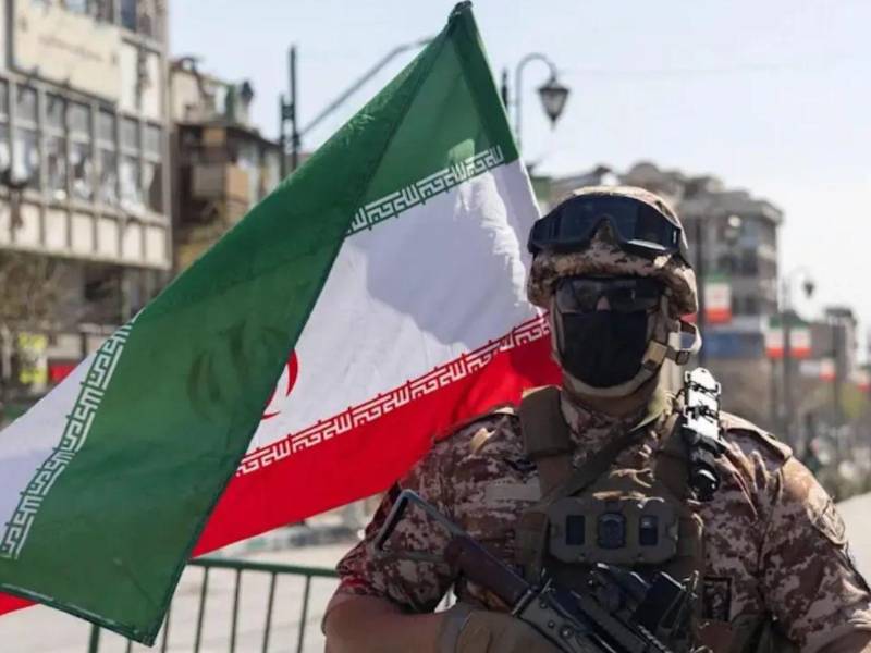 La Guardia Revolucionaria reiteró su amenaza de que, si EE.UU. e Israel continúan sus agresiones contra la población y la infraestructura iraníes, no permitirán la exportación de un solo litro de petróleo de la región.