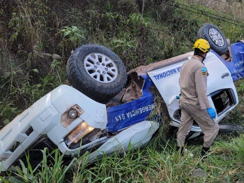 Escena del accidente donde murieron cuatro agentes de la Policía Nacional de Honduras.