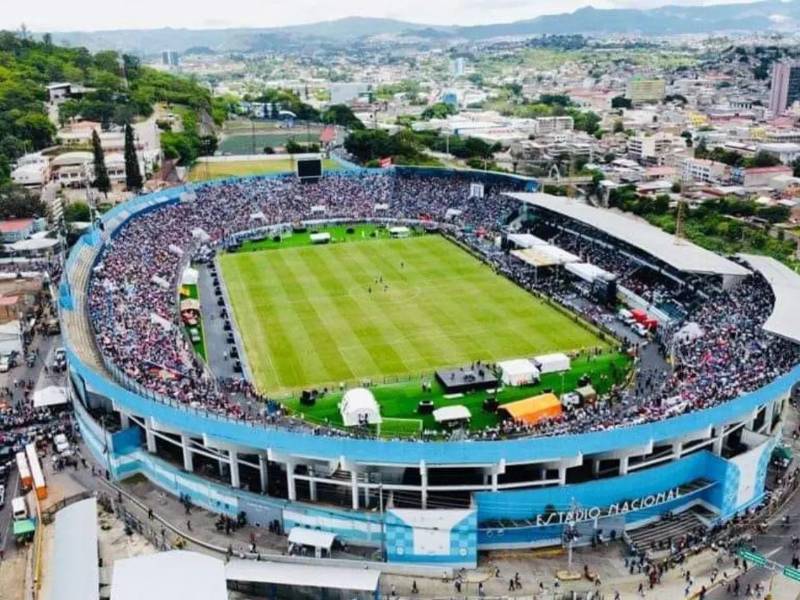 Fotografía aerea del Estadio Nacional Chelato Uclés de mayo de 2024.