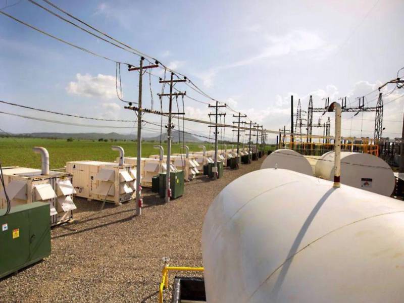 La Enee informó que realiza cortes en distintos circuitos mientras gestiona el traslado de combustible hacia las plantas térmicas.