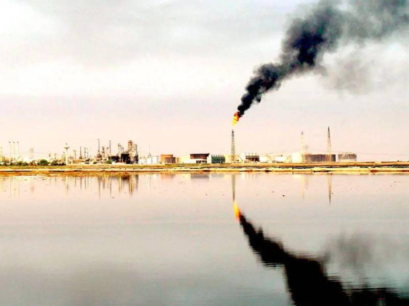 Durante la jornada, el precio del WTI llegó hasta los 99,41 dólares el barril.