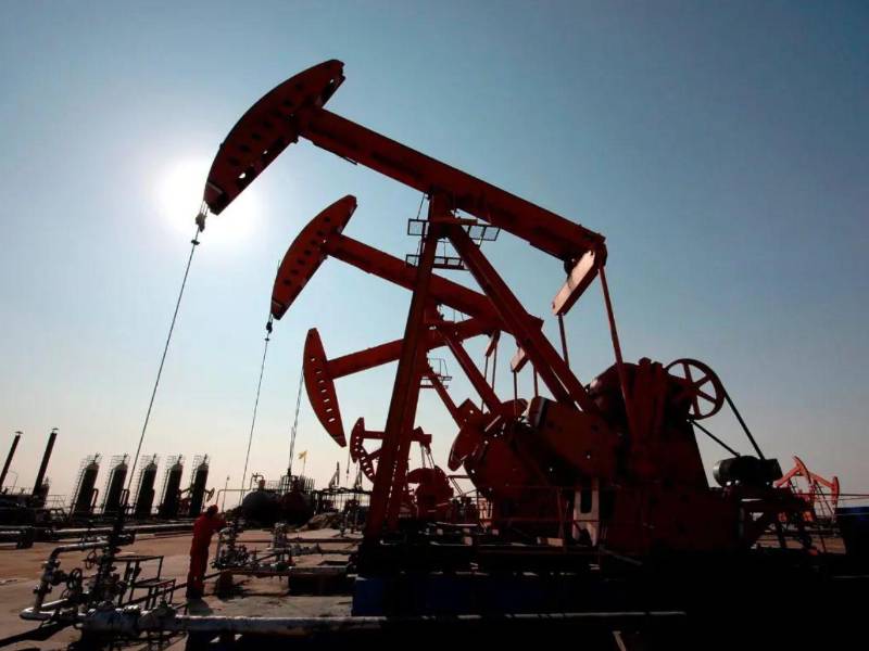 Al término de la sesión, los contratos de futuros para mayo, el de referencia en EE.UU., sumaron 3,46 dólares respecto al cierre anterior.