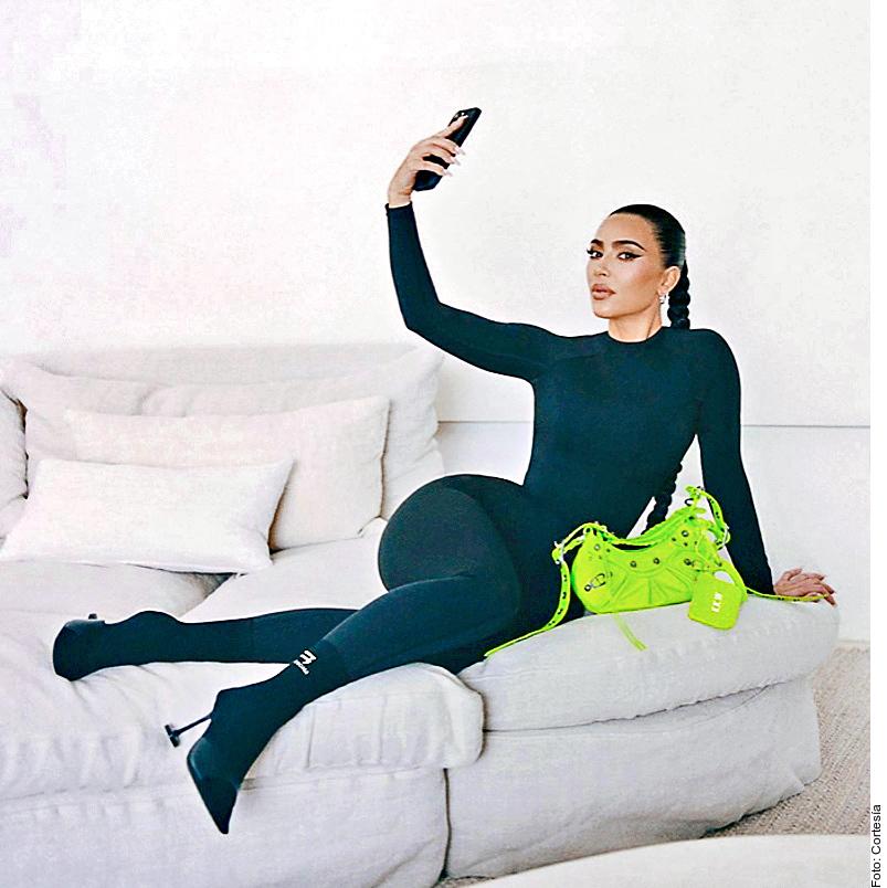 Creativo de Balenciaga se disculpa por publicidad