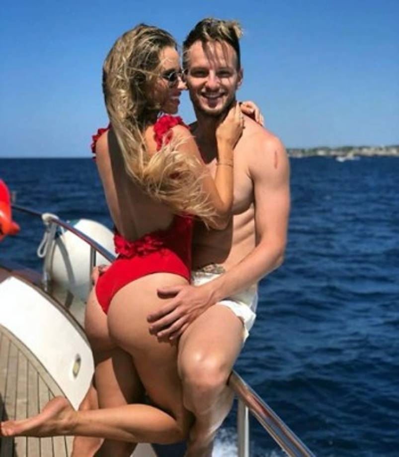 Raquel Mauri - Es la mujer de Ivan Rakitic. La guapa sevilla enamoró al croata durante su etapa en el Sevilla con el que ya tiene dos niños pero una belleza que radia por los cuatro costados.