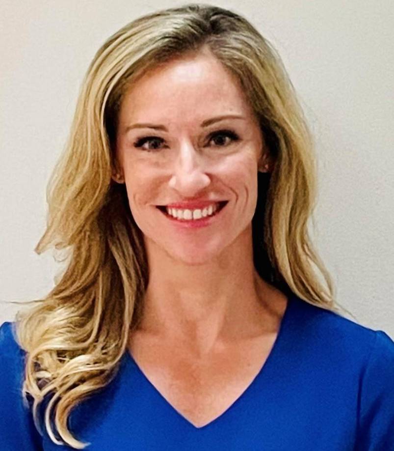 El abogado de Gibson, Daniel P. Watkins, explicó que la difusión de los videos constituye una violación de la ley estatal de porno venganza.