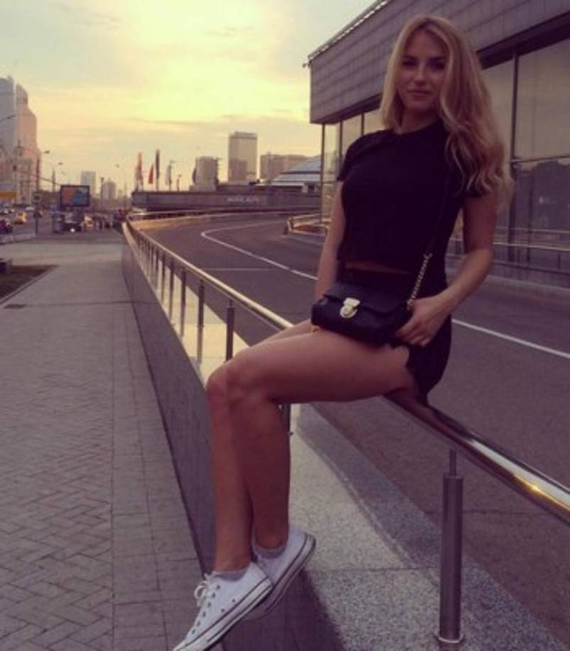 La modelo rusa de 22 años de edad ha señalado que tuvo un encuentro con CR7 y ha señalado con pruebas conversaciones de ambos.