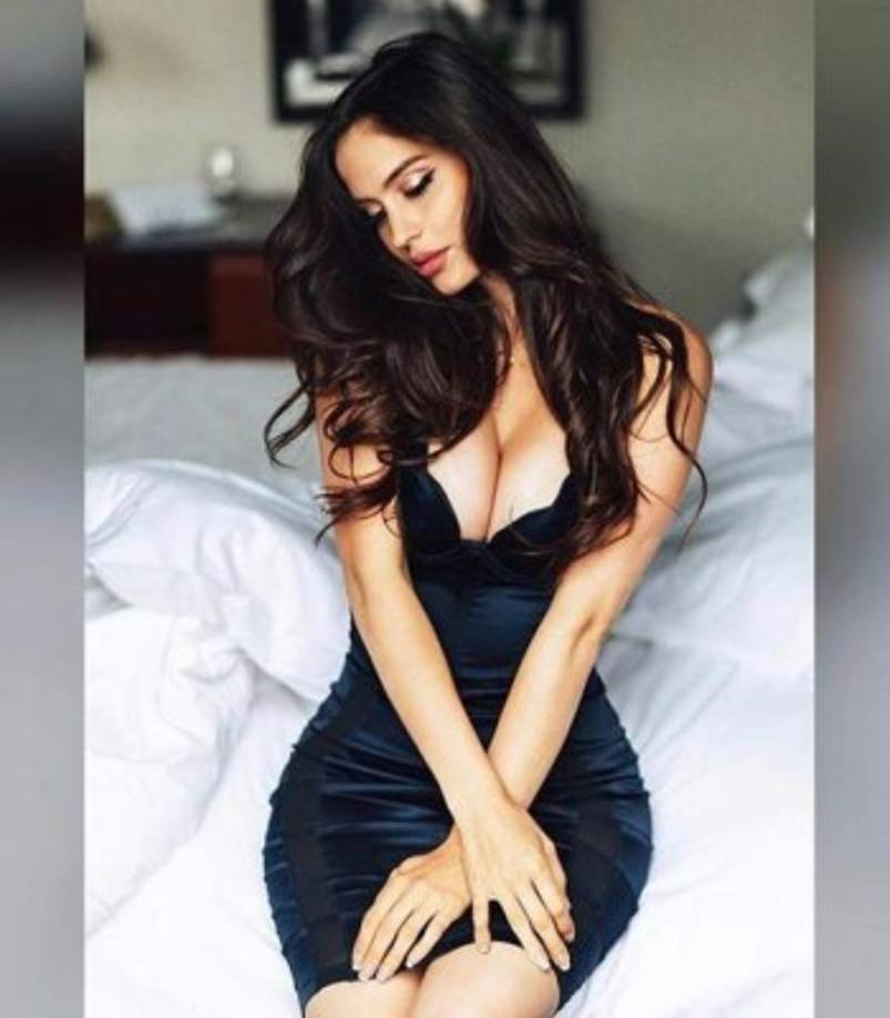 En 2012, Barulich participó en el certamen de Miss California USA.