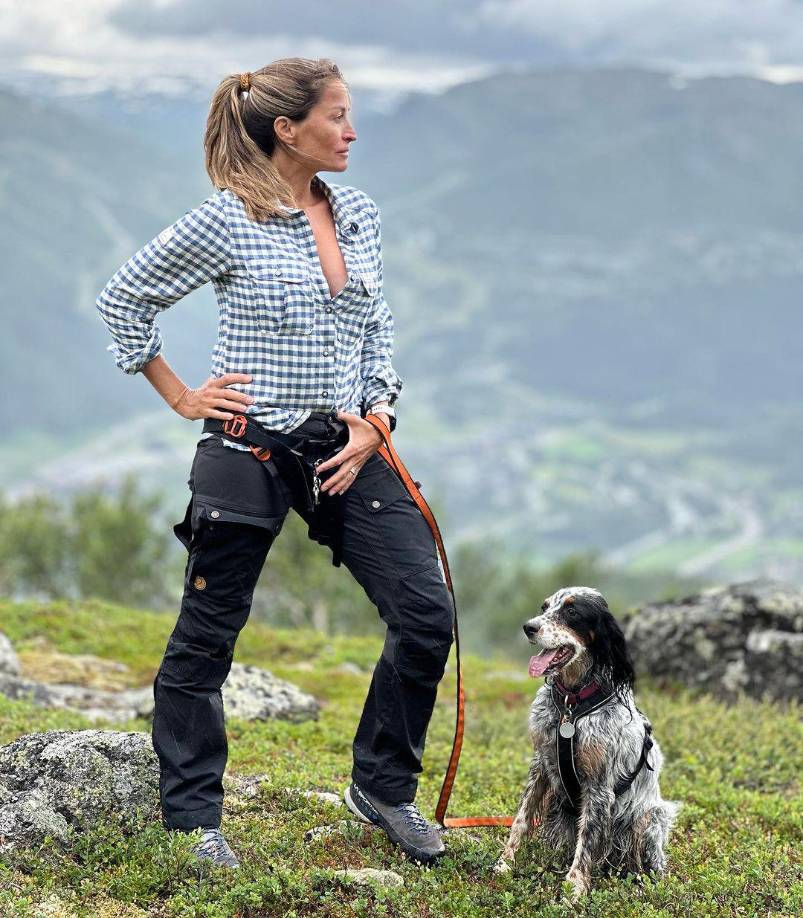 Anteriormente dijo que mantiene su declaración pero lamenta la forma en que manejó las cosas.“Era joven, estúpida y muy imprudente”, dijo a un programa de televisión británico.No pensaba con claridad y a menudo actuaba impulsivamente.Supongo que lamento haber afectado a todos.“Creo que podría haberlo hecho mejor”. 