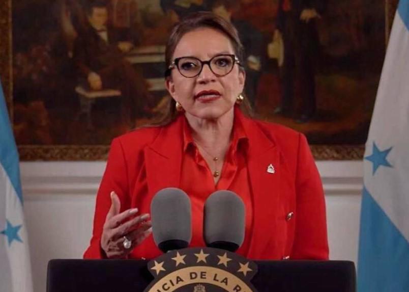 Xiomara Castro felicita a Nicolás Maduro por su reelección como presidente de Venezuela