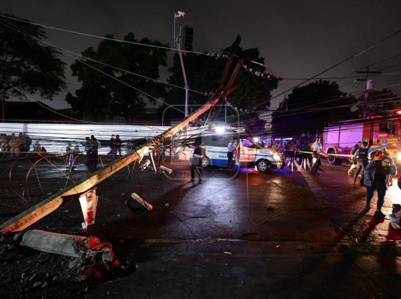 Karla volvía de comprarle tenis a su hijo; murió en accidente de rapidito en Guamilito